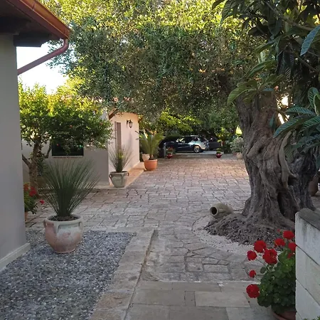 Bed & Breakfast Le Carrube 3*